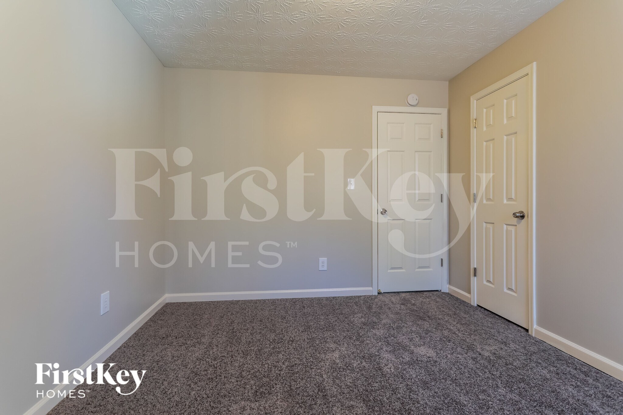 Building Photo - 1175 Grace Dr