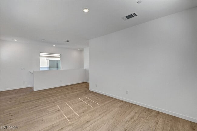 Building Photo - 1498 Marsh Bird St