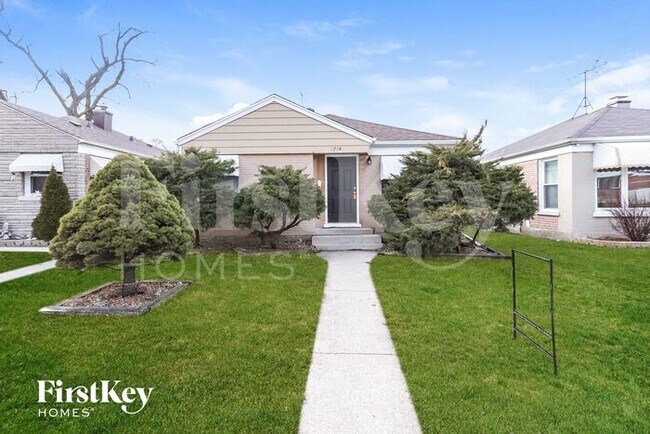 Primary Photo - 1714 N 14th Ave