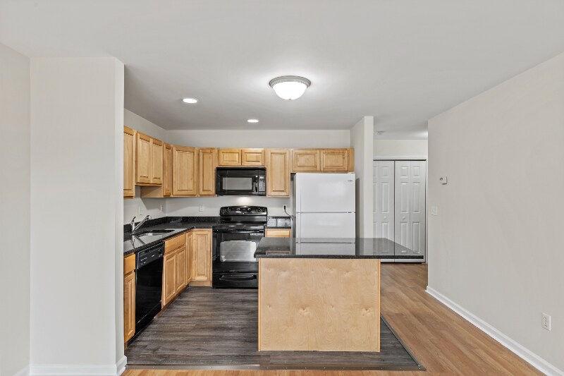 Building Photo - 229 Boswell Ave