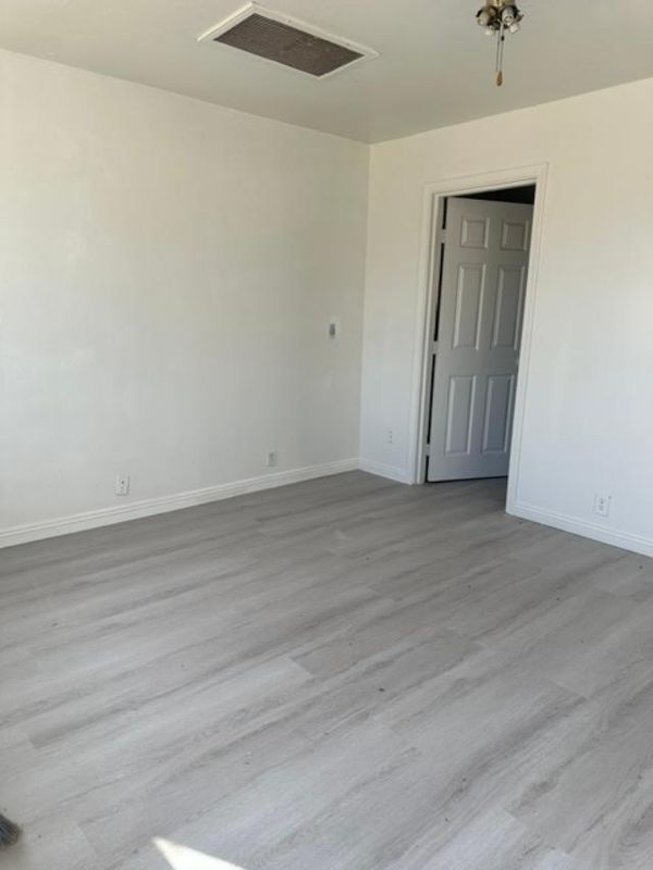 Building Photo - 451 W Yermo Rd