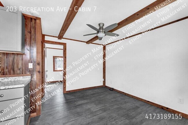 Building Photo - 203 Recreation Ave