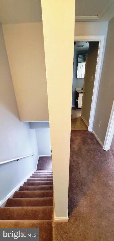 Building Photo - 16 Craftsman Ct