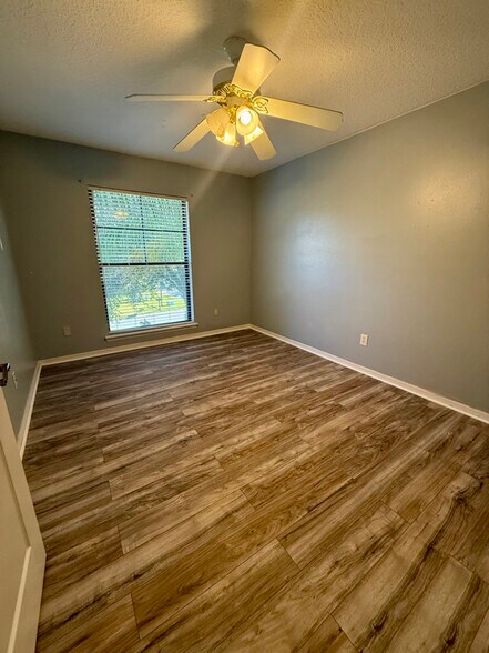 Building Photo - 3351 Highland Mill Ln