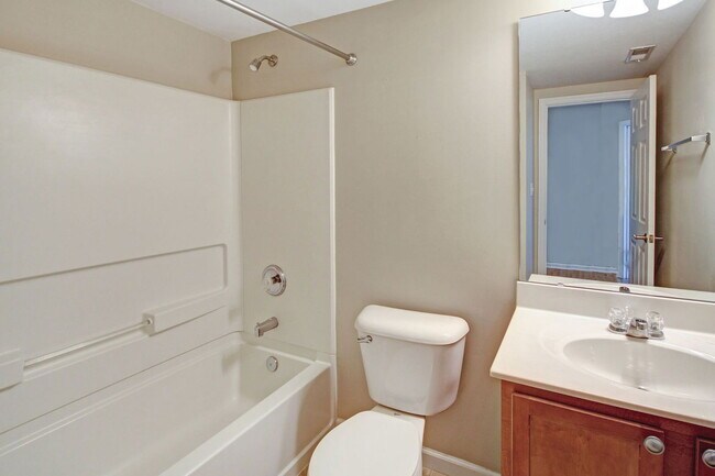 Building Photo - 310 Stonewall Creek Dr