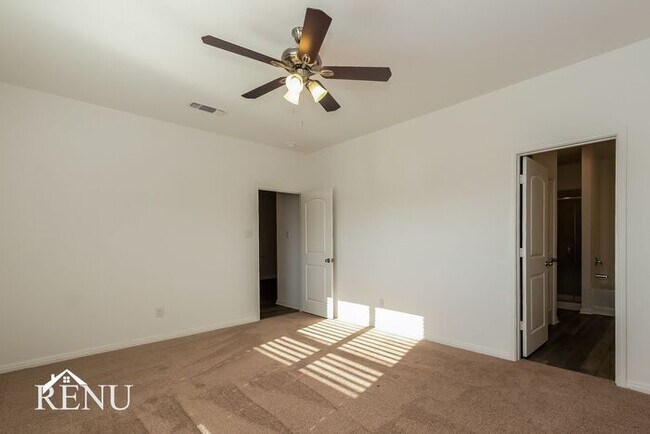 Building Photo - Coming Soon!