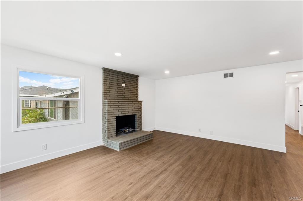 Building Photo - 1017 Avenida de Pio Pico