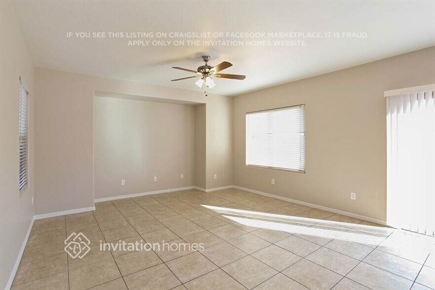 Building Photo - 4461 W Galapagos Ave