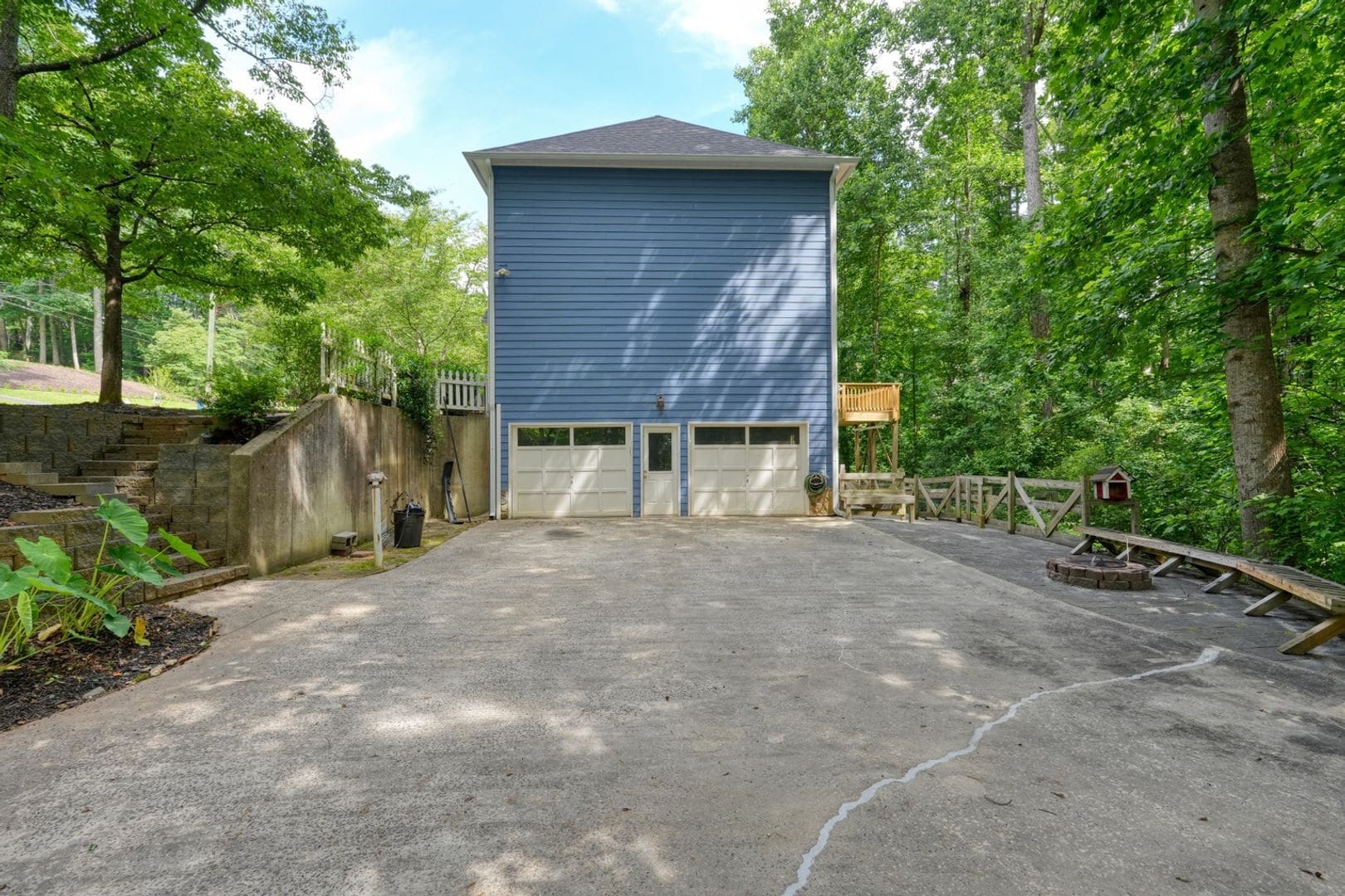 Building Photo - 2245 Mills Wood Run