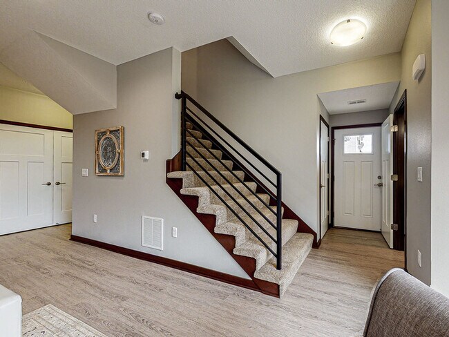 Building Photo - Stratford Crossing Townhomes