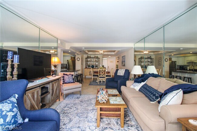 Building Photo - 3443 Gulf Shore Blvd N