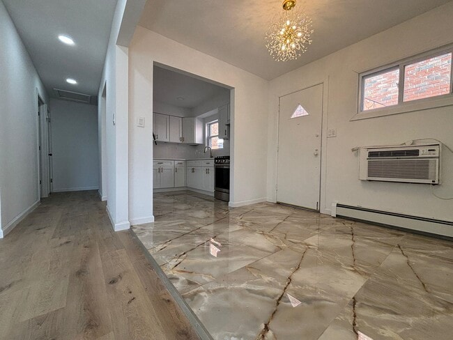 Building Photo - 9047 Palisade Ave