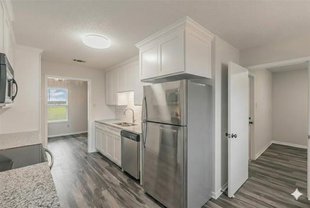 Building Photo - 6248 Trail Lake Dr