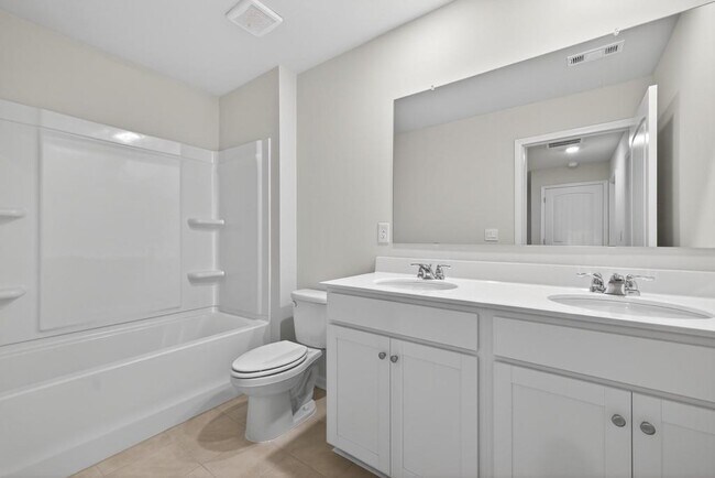 Building Photo - 3121 Greyton Dr