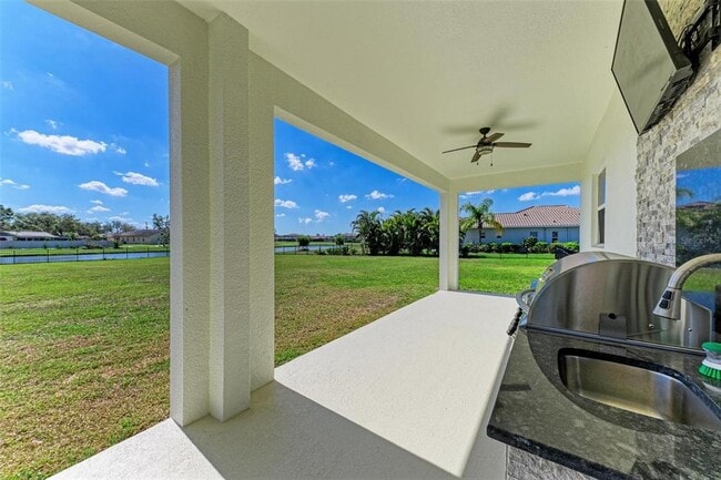 Building Photo - 4789 Vasca Dr