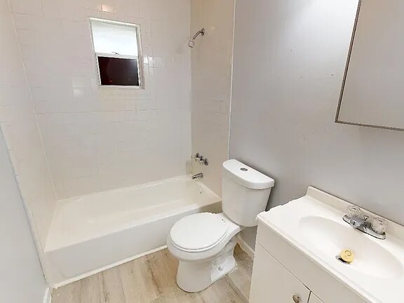 Building Photo - 763 Ernona St