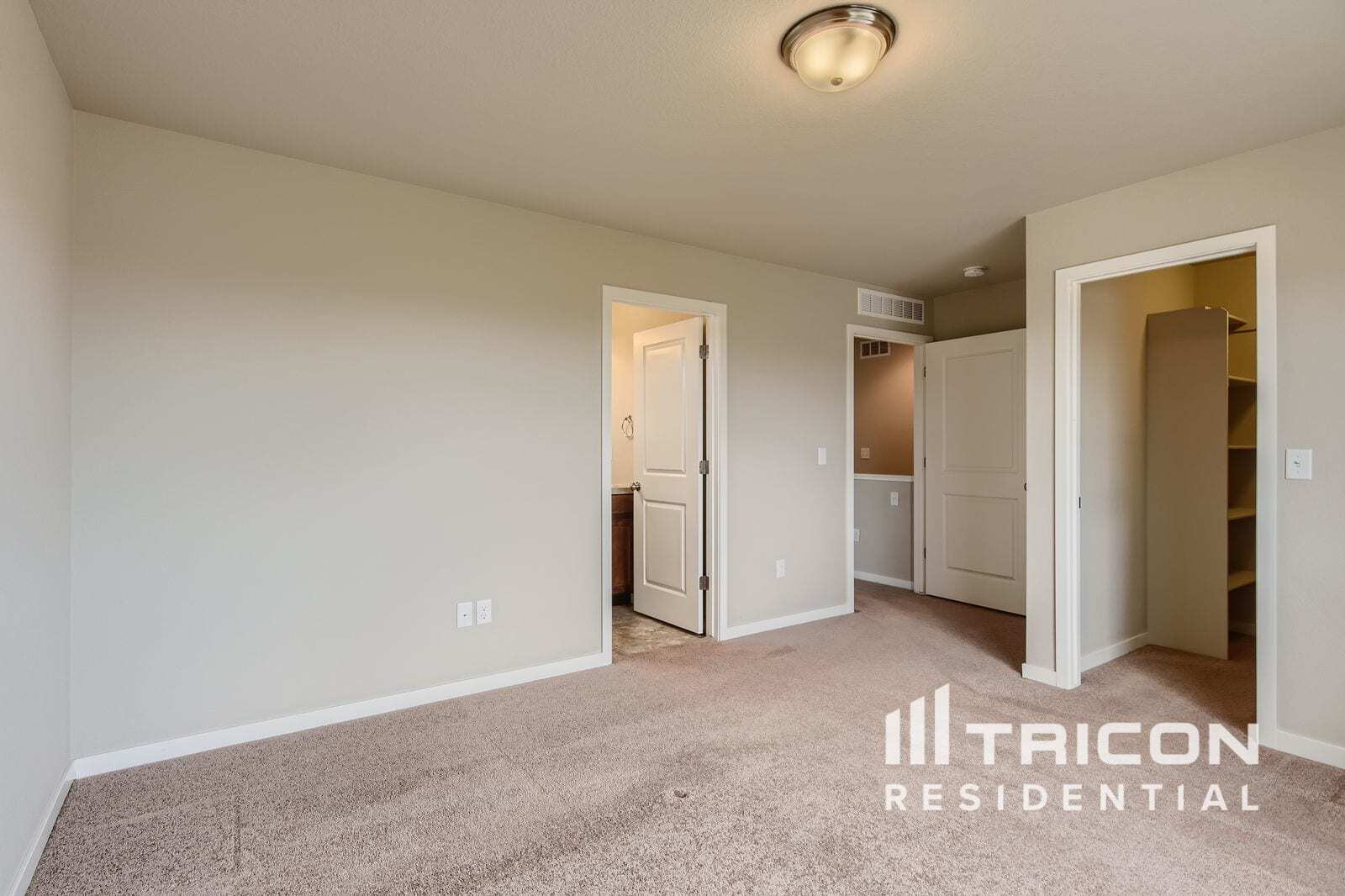 Building Photo - 3872 Ginkgo St