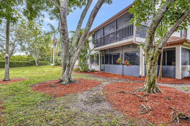 Building Photo - 12660 Shoreline Dr