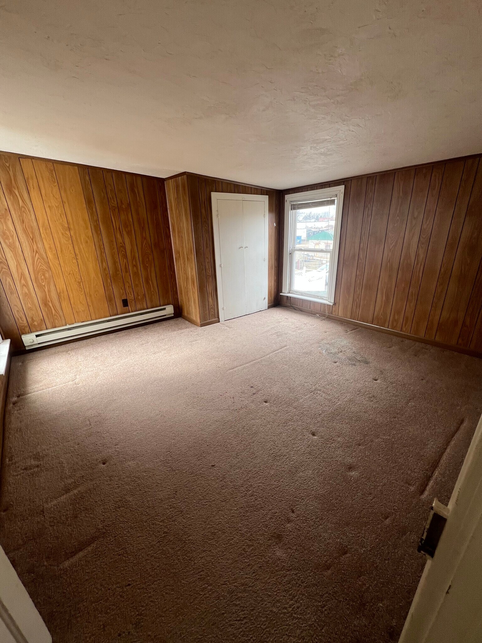 Bedroom # 2 - 225 Poplar St