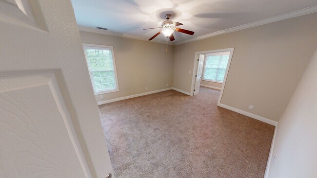Building Photo - Extra Large Condo in Anderson Creek Club C...