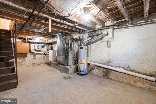 Building Photo - 2543 S Franklin St