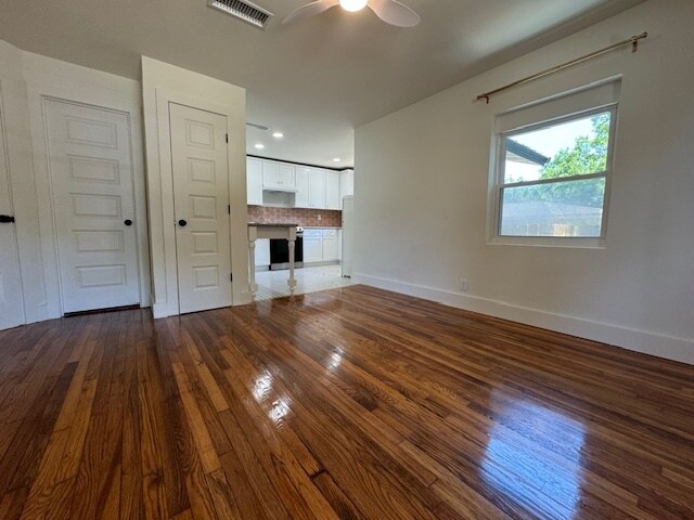 Building Photo - 320 S K St