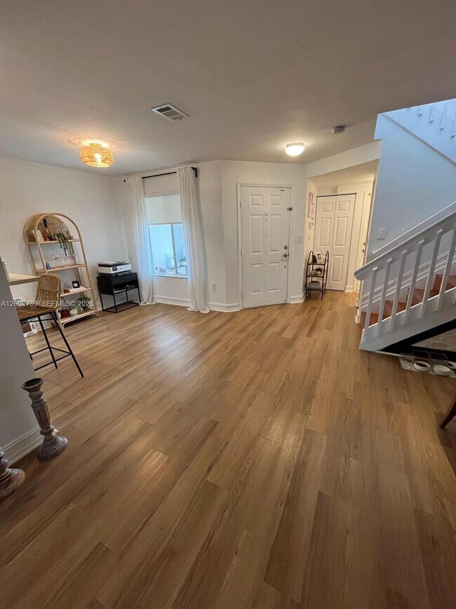 Building Photo - 7451 SW 163rd Ct