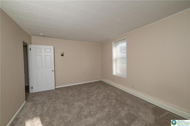 Building Photo - 2409 S 5th St