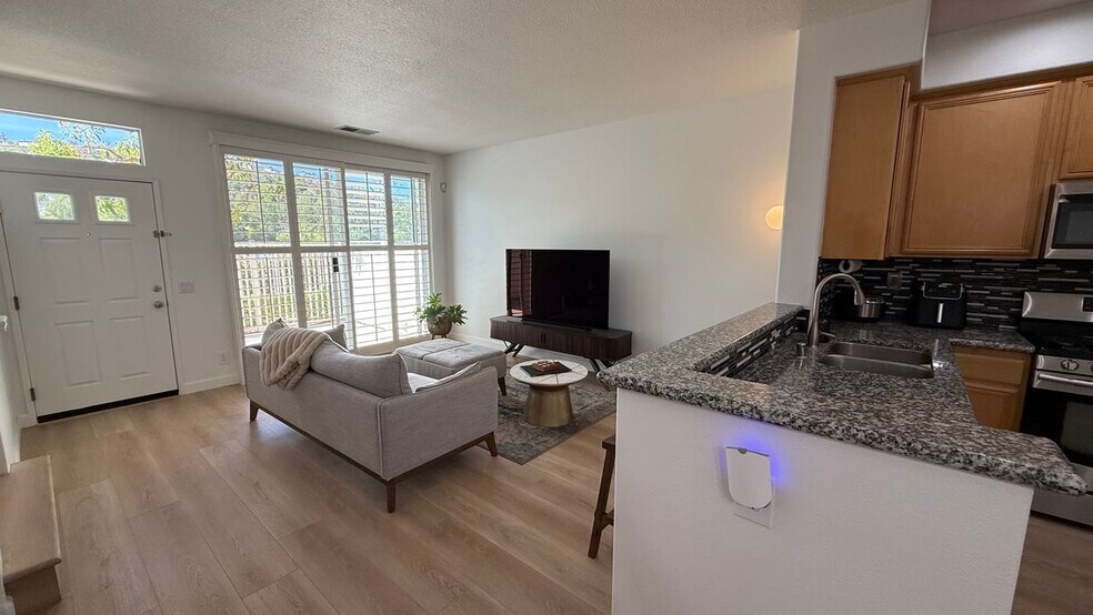 Building Photo - 8382 E Truckee Way