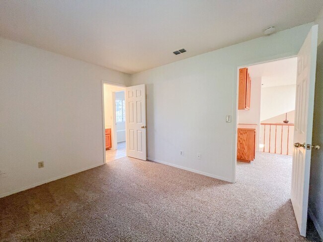 Building Photo - 8330 Sea Island Ct