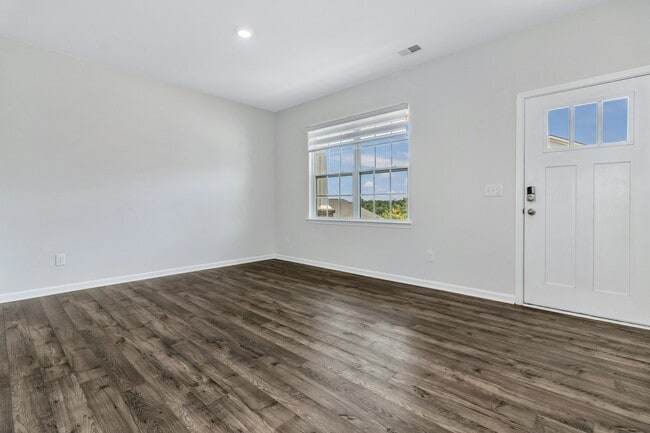 Building Photo - 229 Marathon Ln