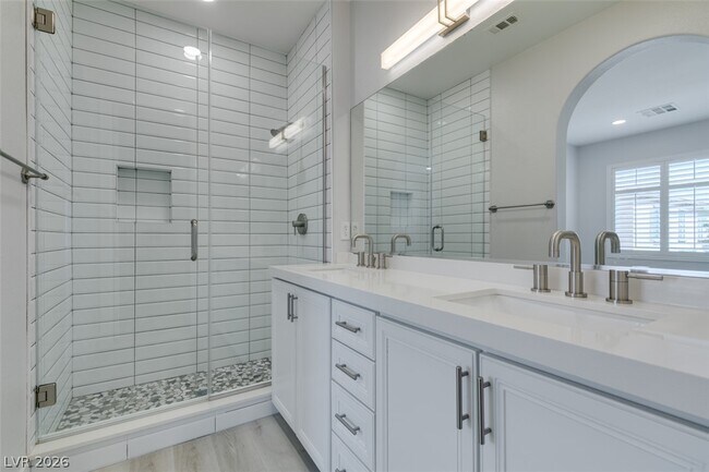 Building Photo - 11370 Merado Peak Dr