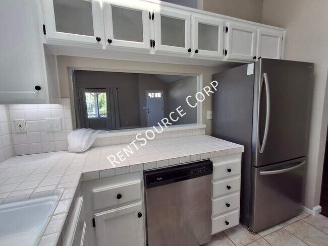 Building Photo - 23910 Clayton Ct
