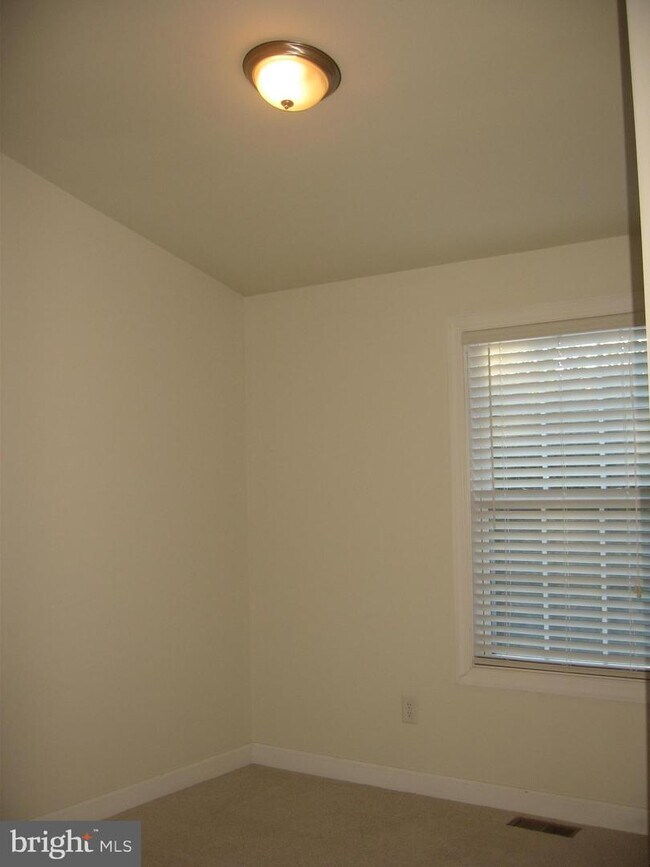 Building Photo - 11 Swearingen Way