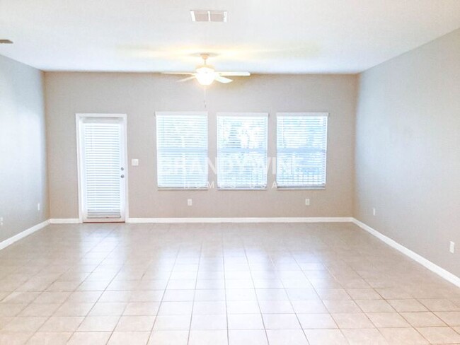 Building Photo - Remarkable 4BR with Open Kitchen! Be the f...