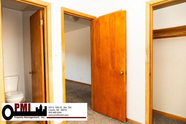 Building Photo - 1400 F / 836 South Street