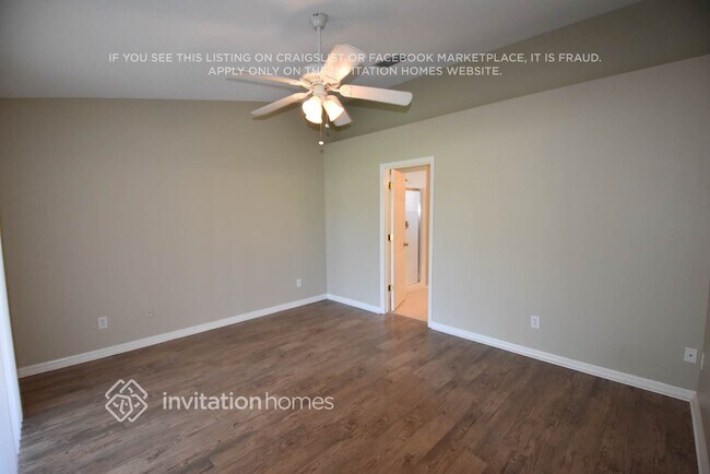 Building Photo - 4635 Sanibel Way