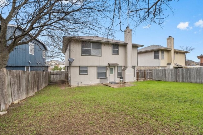 Building Photo - 911 Flatters Way