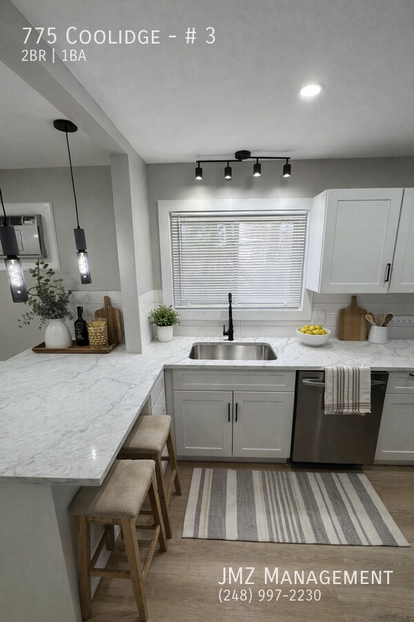 Building Photo - 775 Coolidge-# 3