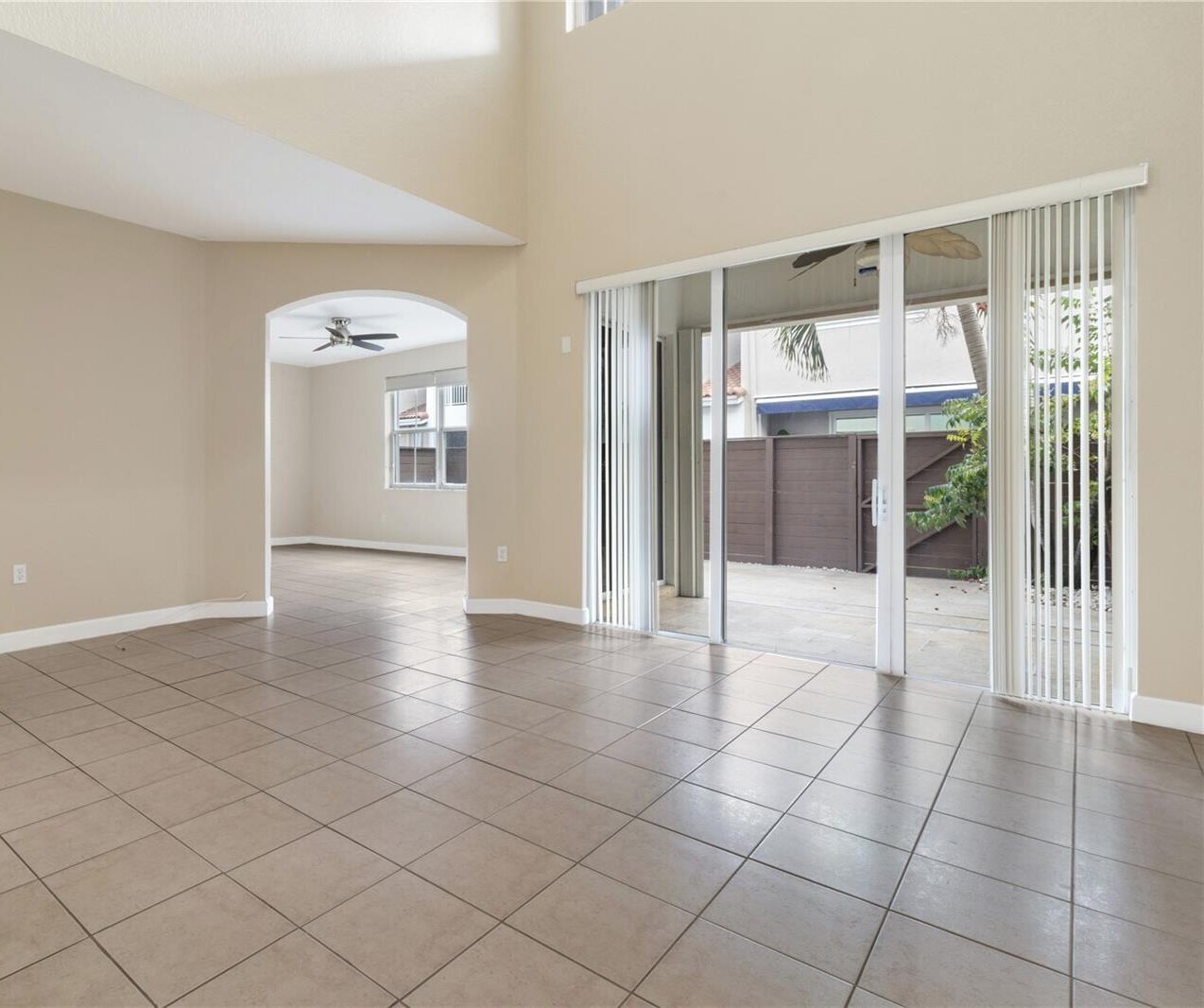 Building Photo - 8562 NW 108th Ave