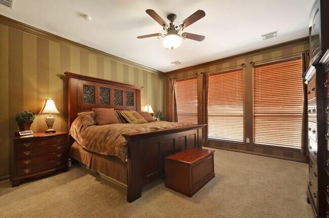 Building Photo - 1302 Hunter Ace Way