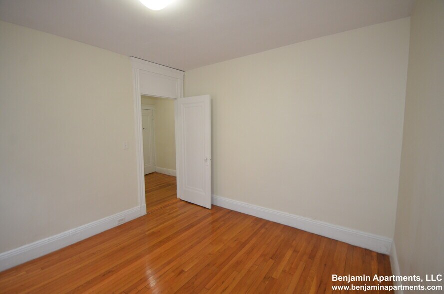 Building Photo - 1195 Boylston St