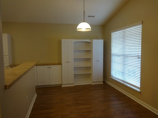 Building Photo - 113 Trickle Dr