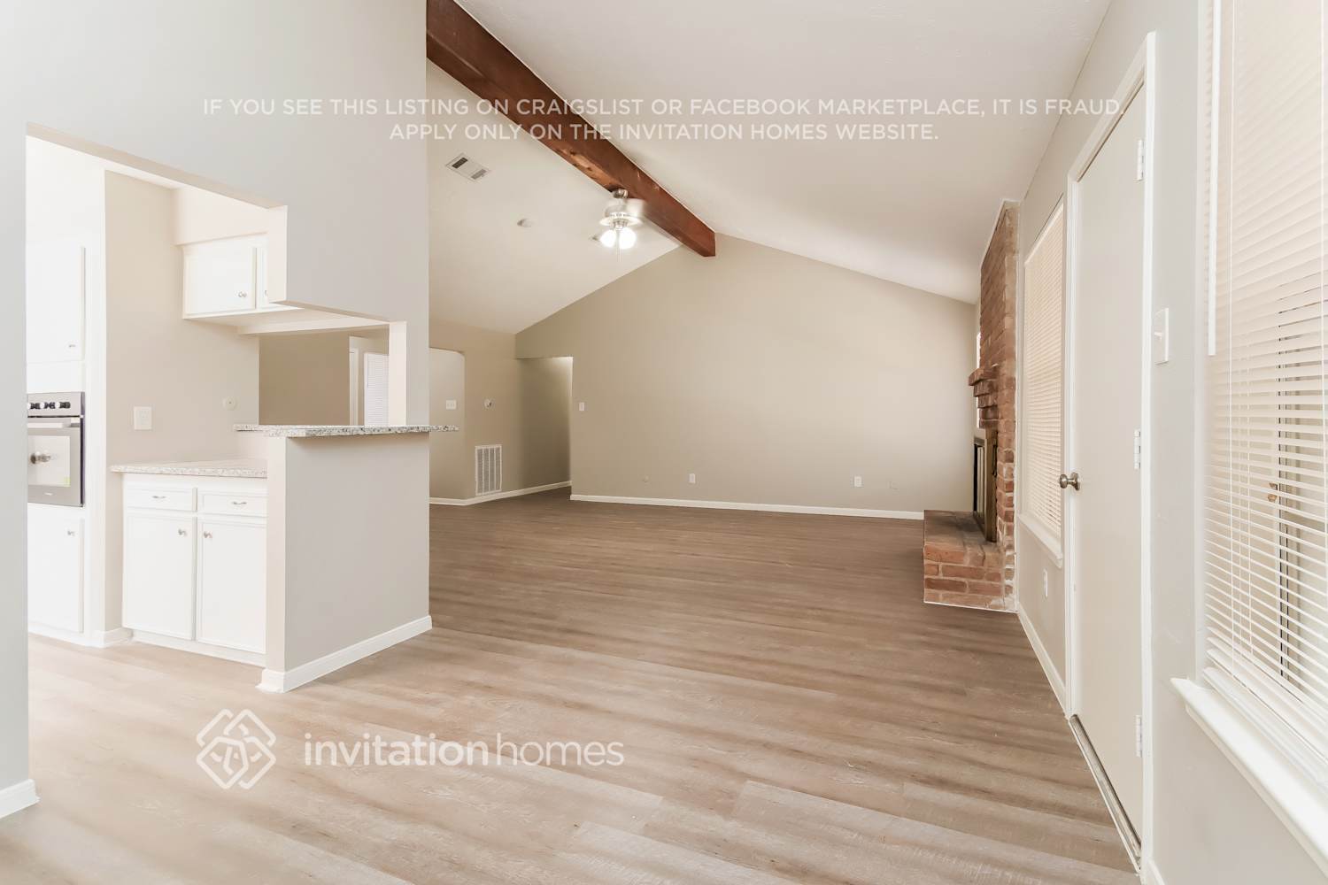 Building Photo - 16519 Cairngorm Dr