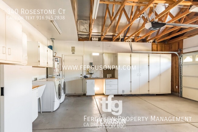 Building Photo - 340 Rosestone Ct