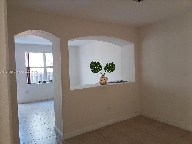 Building Photo - 11551 NW 79th Ln