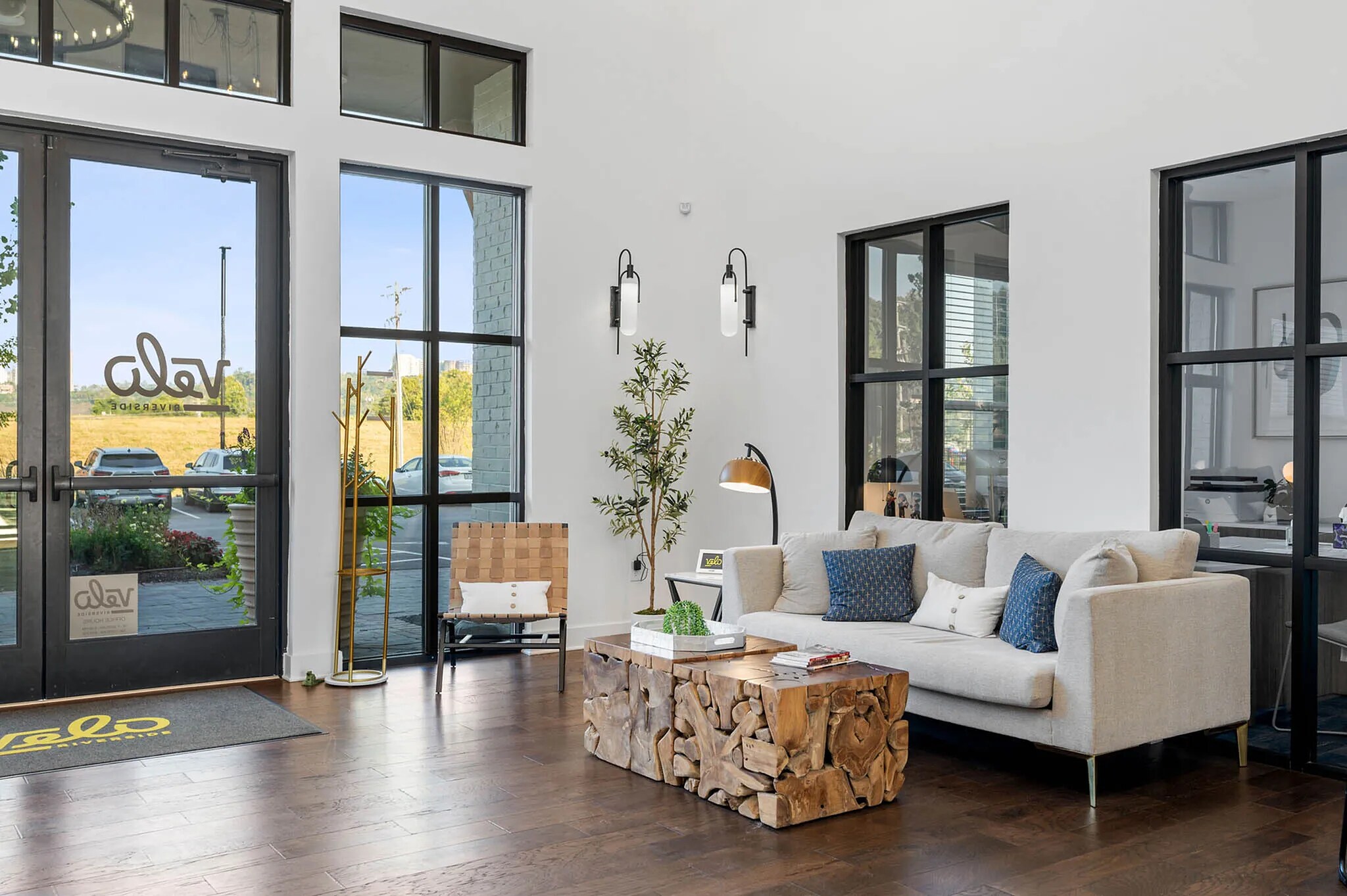 Building Photo - 1181 Manhattan Blvd