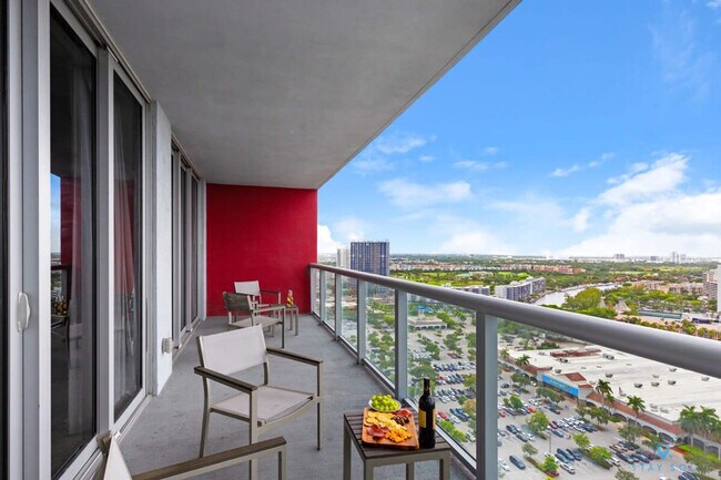 Building Photo - 1180 E Hallandale Beach Blvd