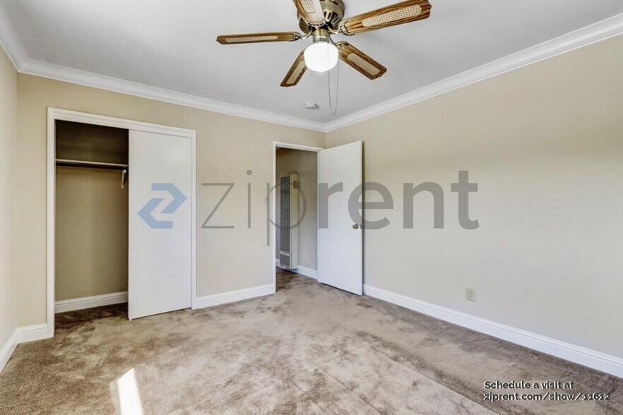 Building Photo - 4195 Brookside Dr