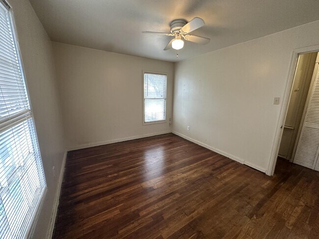 Building Photo - First Months Free! Four Bedroom in Tech Te...